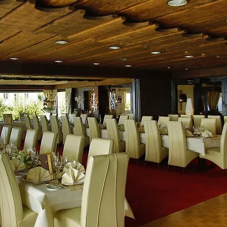 Restaurant Traube 4*